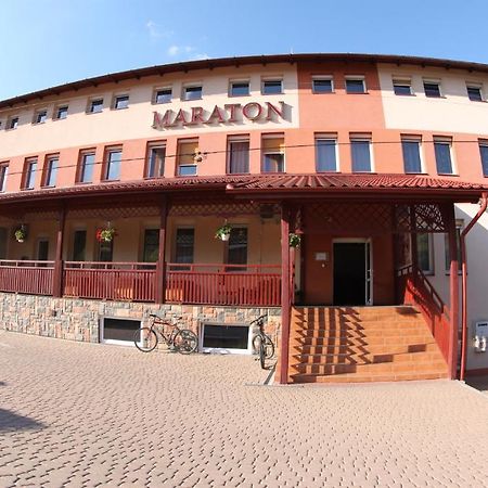 Maraton Hotel Lubenia Ngoại thất bức ảnh