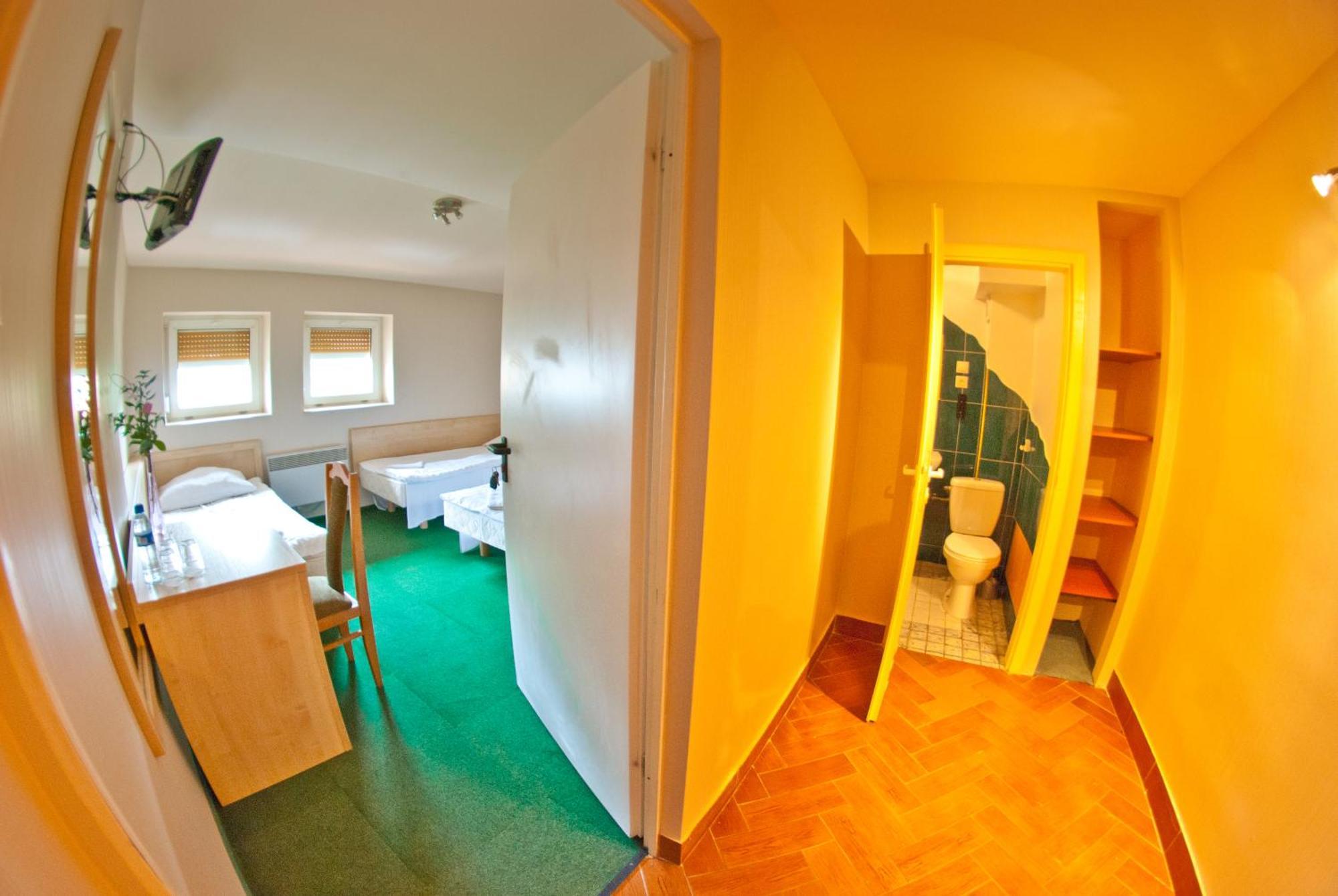Maraton Hotel Lubenia Ngoại thất bức ảnh